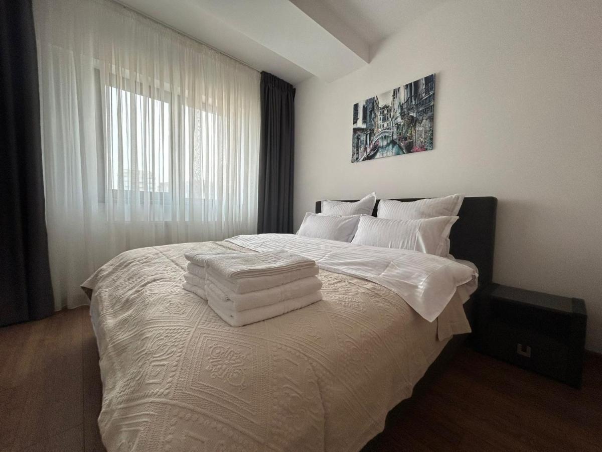 בוקרשט Regie Sunset Apartment מראה חיצוני תמונה